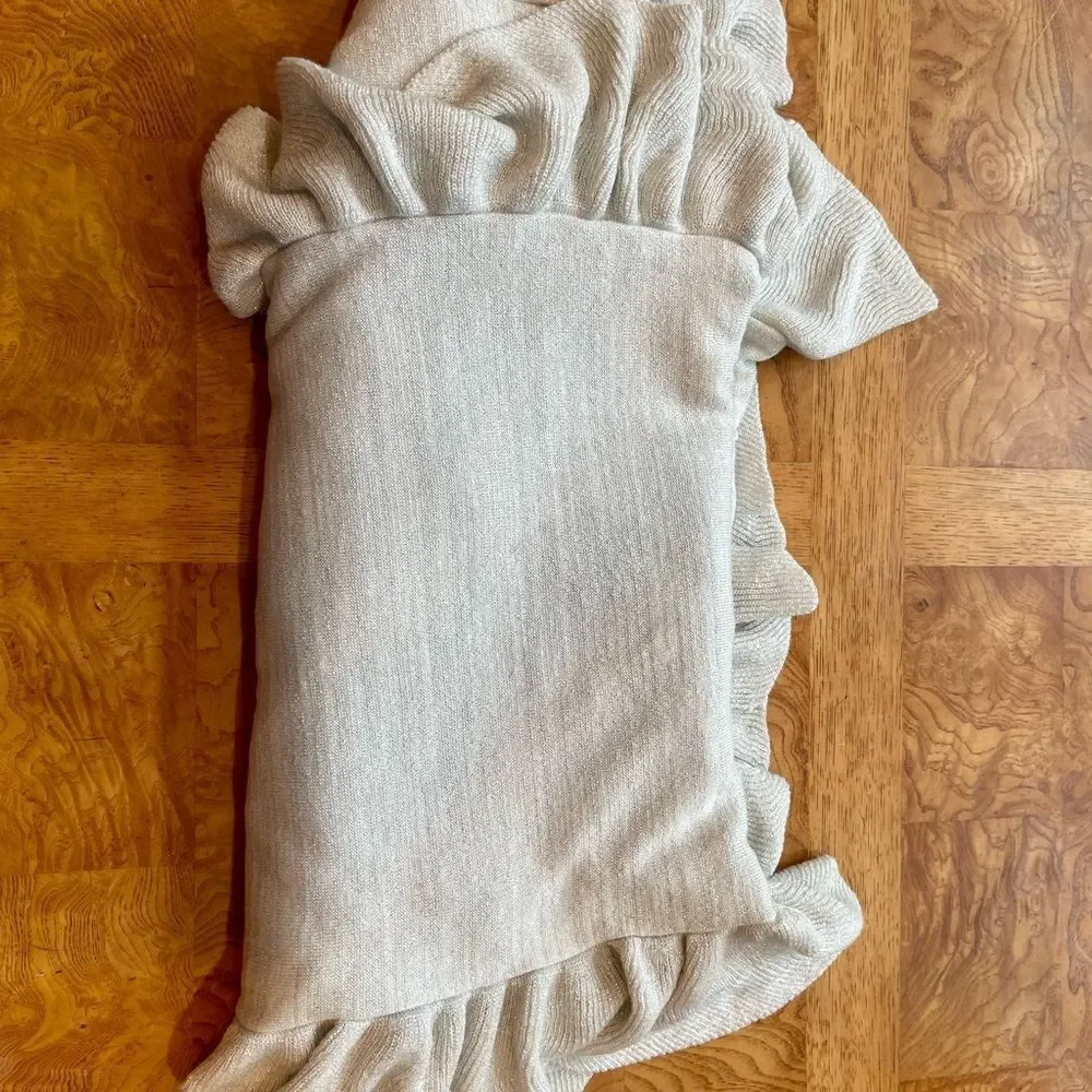 Badgley Mischa Ruffle Scarf!